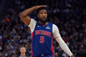 开云体育官网-场均16.3分&amp;三分41.6%！火媒：火箭还有名额空缺 应追比斯利吗？