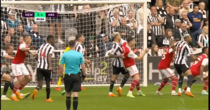 1683477934947065893.gif b2.gif