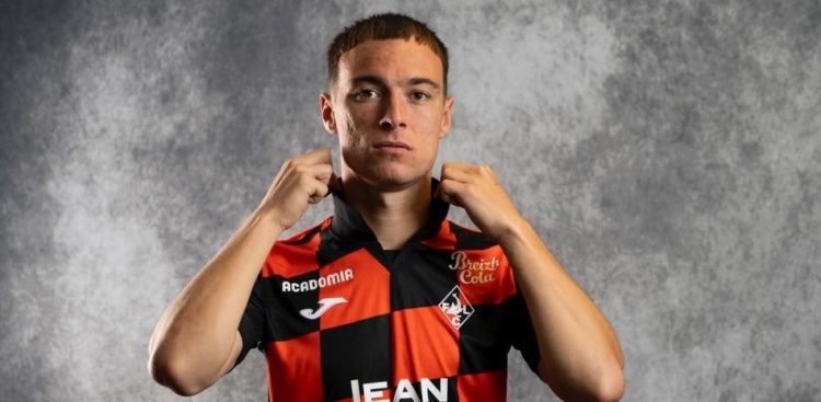 开云-洛里昂边锋：梦想加盟巴塞罗那 梅西和哈白布时代的足球达到顶峰